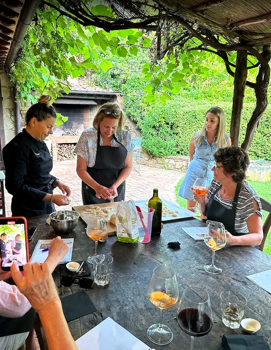 Women's retreat cooking class with Chef Elisa at Il Podere di Toscana Pistoia